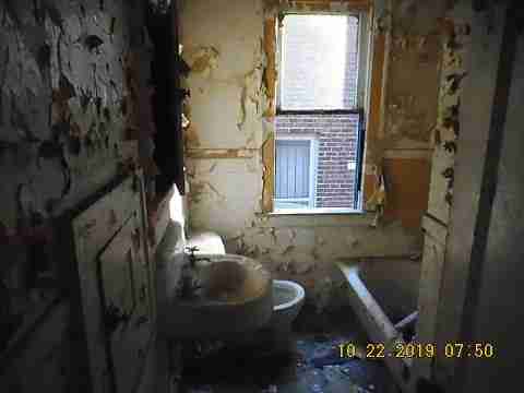 2451 Glendale (8)_m.jpg